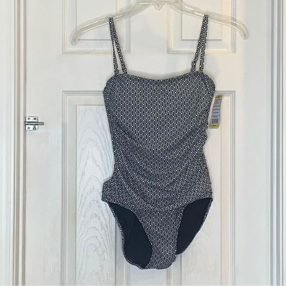 Womens DKNY One Piece Swimsuit Black/White Print Size Medium UPF Protect